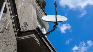 Aligning a Satellite Dish