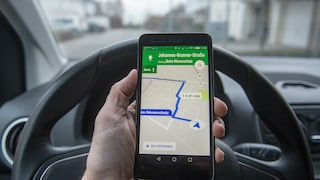 An update for Google Maps allows users to select their engine type.