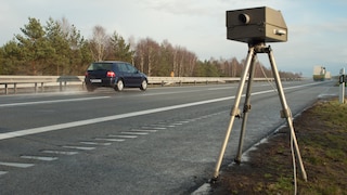There are apps that warn about speed cameras. But is it legal to use them?