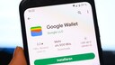 Google Wallet Allows Payments via Smartphone