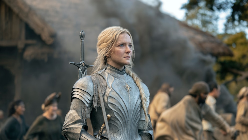 Rings of Power Season 2: Galadriel in Rings of Power Season 1