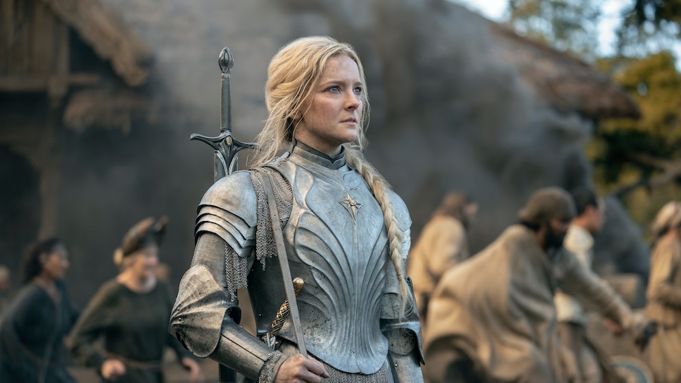 Rings of Power Season 2: Galadriel in Rings of Power Season 1
