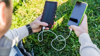 Battery Dying on the Go? What to Consider When Buying a Power Bank