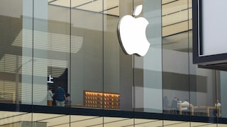 Apple Sells Various Accessories–Including a Water Bottle