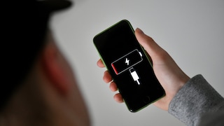 If the battery dies quickly, it can help to calibrate it