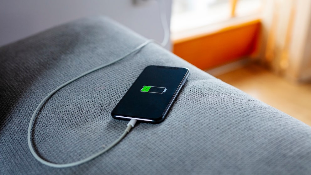 Cell phone batteries have different runtimes. To increase runtime, you should avoid mistakes!