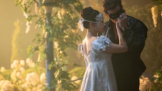 Yerin Ha and Luke Thompson in new video for Bridgerton season 4
