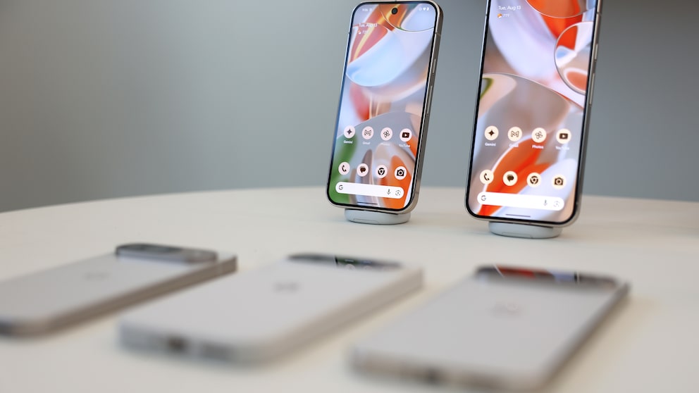 iPhone or Google Pixel? From the front, it's already hard to tell the difference, and soon the back might look almost identical too.