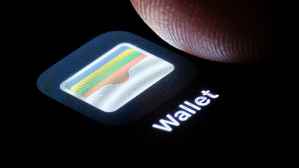 Users received a notification with advertisements through the Wallet app.