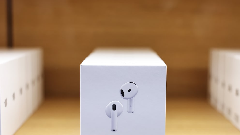 Apple's AirPods to Receive Major Update