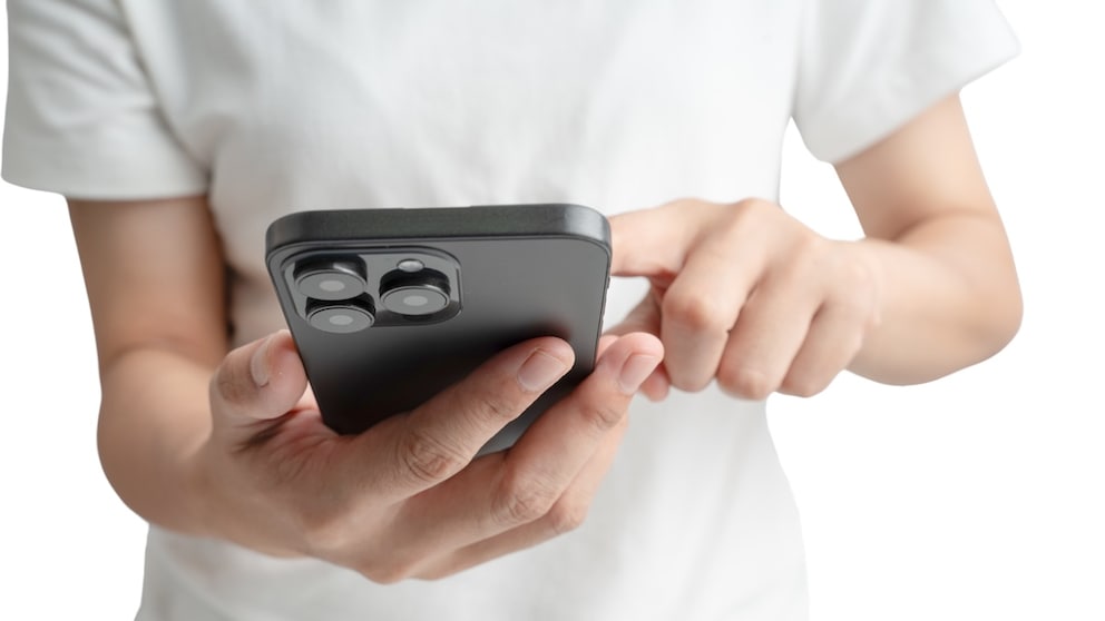 Smartphone Manufacturers' Update Guarantees