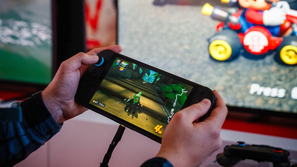 In some cases, games on a docked Switch 2 are displayed with lower quality on the TV—a specific setting can help resolve this issue.