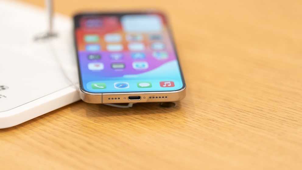 Current iPhone models typically last through the day on a single charge. However, the upcoming iPhone 17 Air, set to be released this year, might only achieve this with software tweaks.