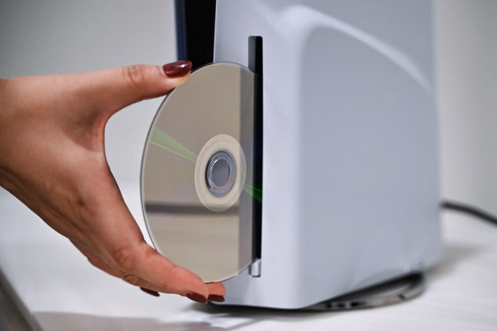 PlayStation 6 to Feature Removable Disc Drive