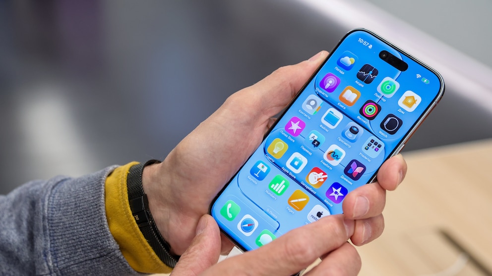 iOS 26 Comes With a Host of New Features–Including an Intelligent Call Filter