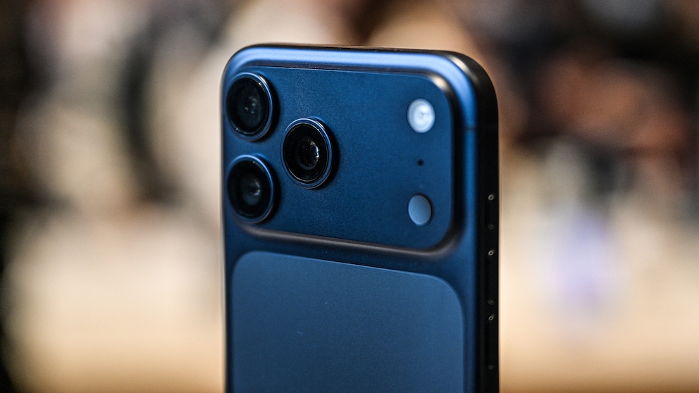The iPhone 18 Pro could be even more colorful than its predecessor.