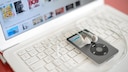 Apple iPod on MacBook