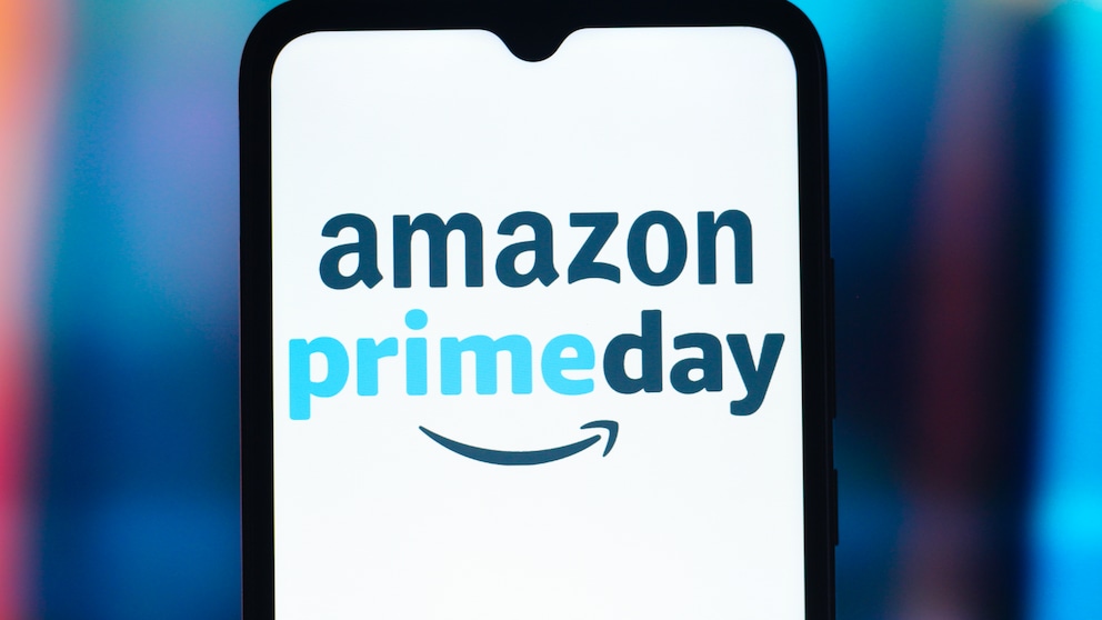 Smartphone with Amazon Prime Day Logo