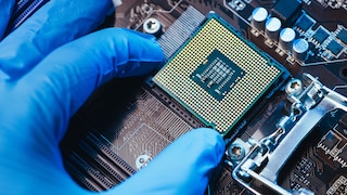 Electronic Chip with Glove