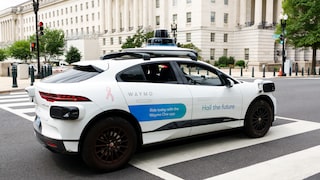Waymo's Autonomous Taxi Hits the Road