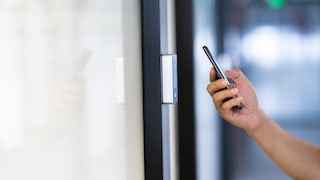 Smartphone to Smart Lock