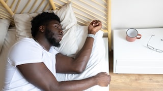 Wearing a smartwatch to bed? One user had a rude awakening.