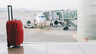 If suitcases are left unclaimed at the airport, they are auctioned off.
