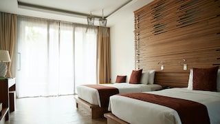 Hotel Room Bed Scarf