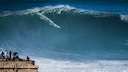 Giant Waves in Portugal