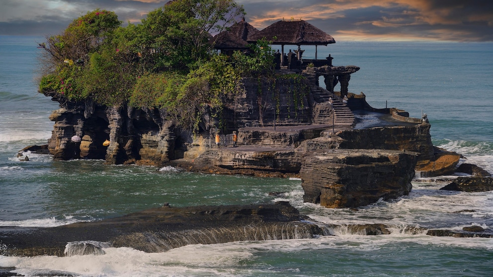 Tanah Lot