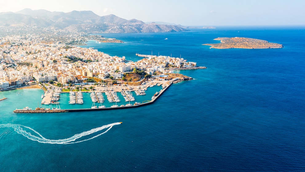 Short Trip for Pentecost: A View of Agios Nikolaos on Crete