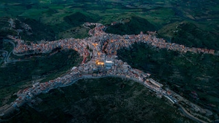 The origins of the village of Centuripe reach far into the past. Sicans, one of the ancient peoples of Sicily, are said to have lived here as early as around 2000 BC.