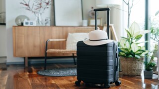 In times of social media, people naturally travel accordingly: "social traveling", for example via couchsurfing, is all the rage