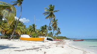 It looks like paradise on the beach at Mano Juan in the Dominican Republic