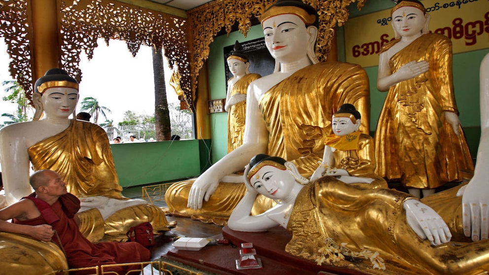 Once again, a tourist in Myanmar has been expelled from the country because of a Buddha tattoo.