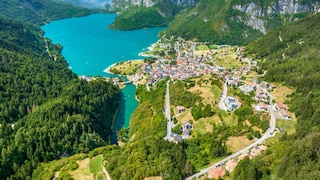 Lake Molveno in Italy is still a real insider tip