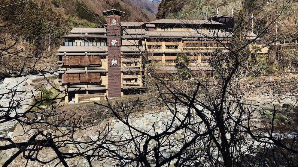 The "Nishiyama Onsen Keiunkan" has been run by the same family for 52 generations.