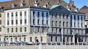 This building houses the "Blüemlihalle", which is popular with tourists