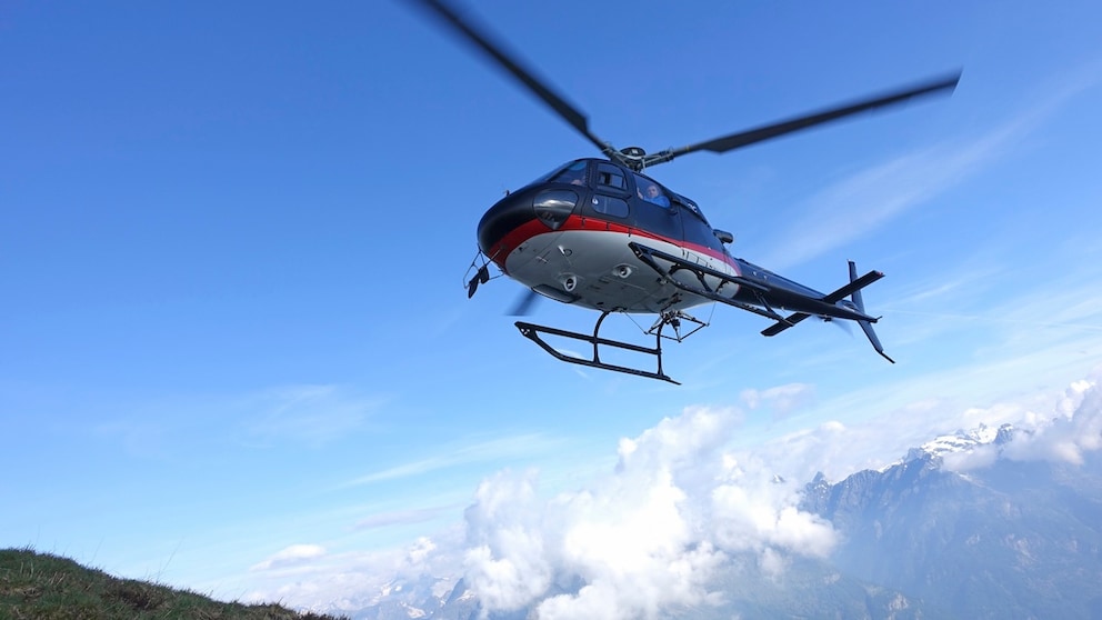 If the air rescue service has to be called after a skiing accident, it can quickly cost several thousand euros