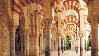 Mezquita of Córdoba: Spain's supposedly most beautiful monument combines Islamic and Christian architecture