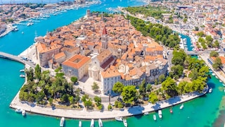 Beautiful, but much less crowded than Dubrovnik: the Croatian town of Trogir
