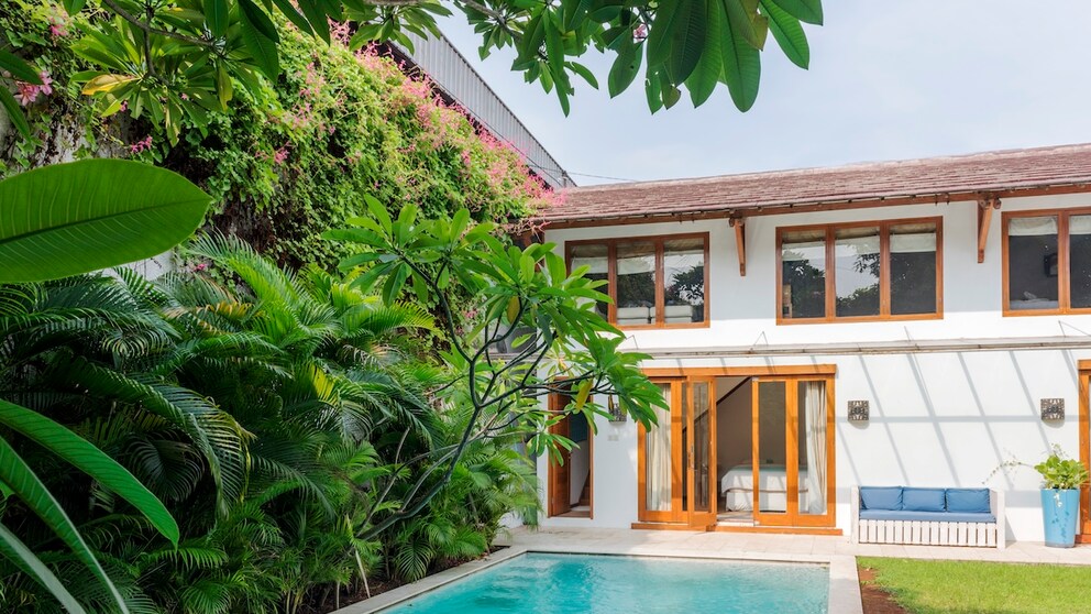AI images of fake accommodation on Airbnb, for example