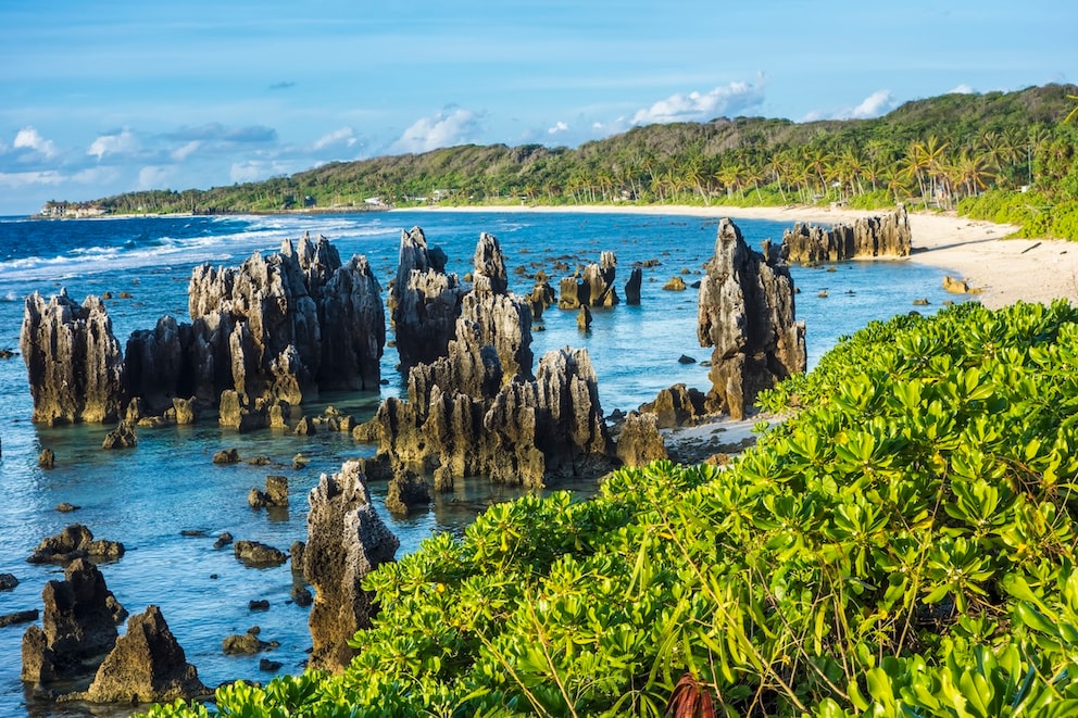 Nauru Sells Citizenship for 100,000 Euros - TRAVELBOOK