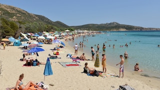 You now need an app for this beach in Sardinia