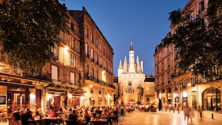 The Magical Streets in Bordeaux