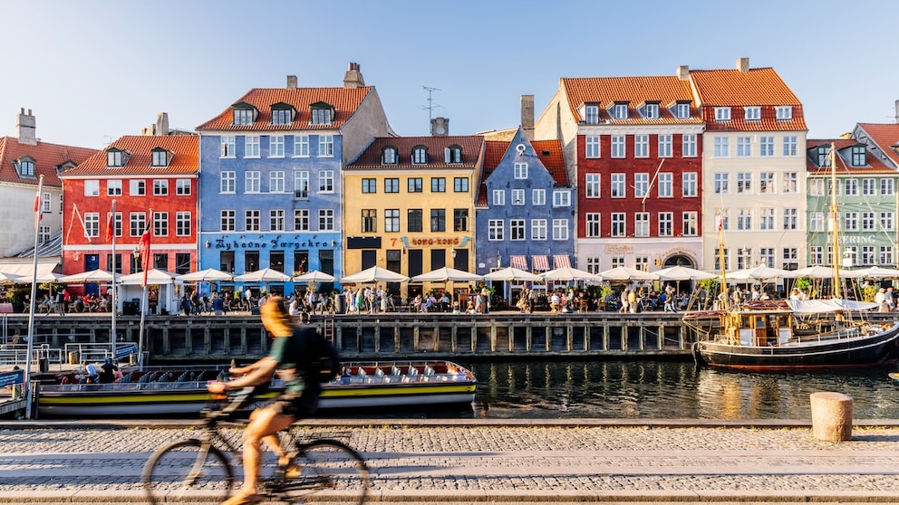 Eco-friendly behavior is rewarded in the Danish capital, Copenhagen, thanks to the CopenPay initiative.