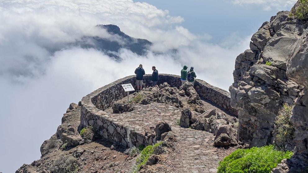 The view from the Mirador del Espigón del Roque on La Palma is truly unique.