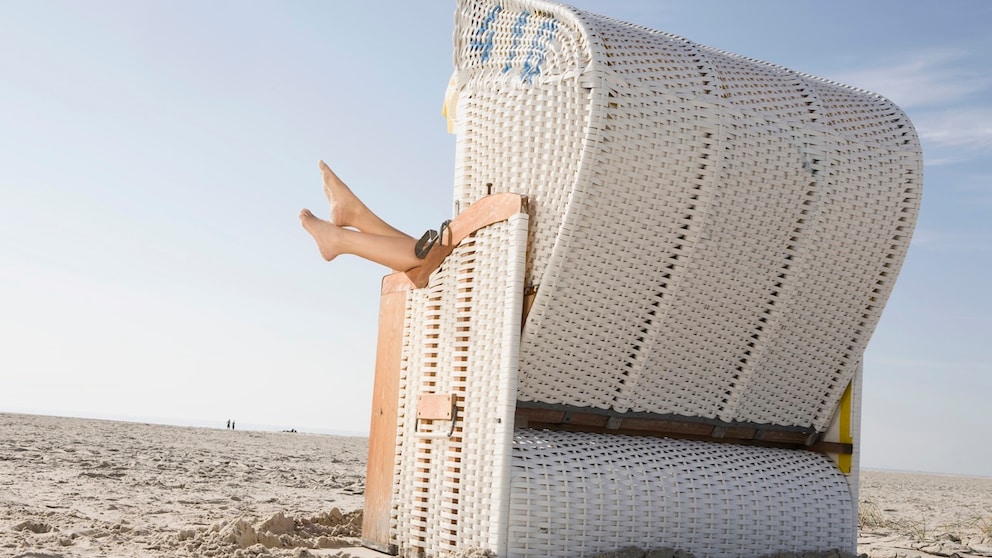 There are sometimes significant differences in the prices of beach chairs at the North Sea and Baltic Sea.
