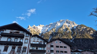 Colorful houses and mountain views: this Bavarian spot is a true hidden gem