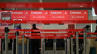 Canceled Emirates Flights at London Gatwick